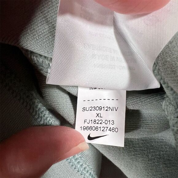 Nike Women's Sportswear Essential Heritage Polo XL Gray Center Swoosh - Picture 3 of 10